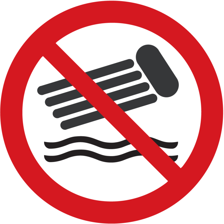 картинка Знак «Плавать на надувных матрацах запрещено» 500х500 мм, пластик 3 мм  в интернет-магазине Всезнаки.рф в Санкт-Петербурге